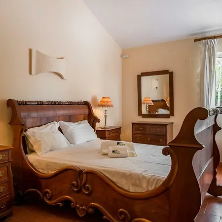 Bmyguest - Falesia Villa